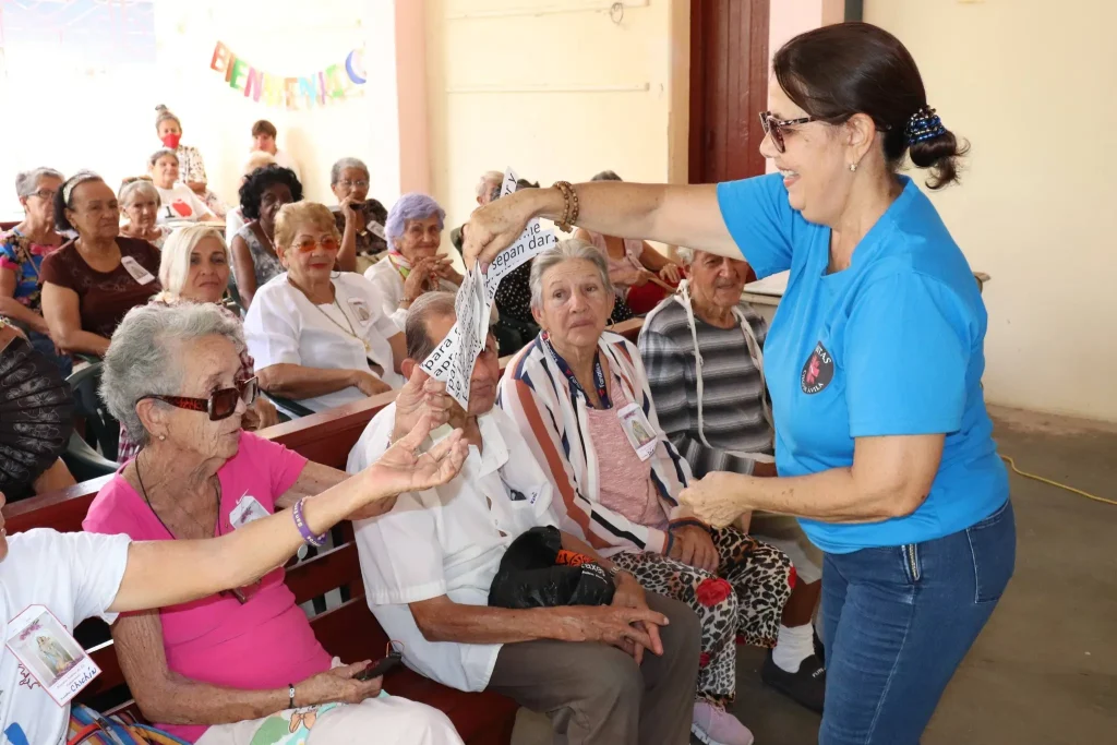 Celebración de la Pascua del Programa de Personas Mayores en Morón y Ciego de Ávila 6 Programa de Personas Mayores en Moron y Ciego de Avila 5
