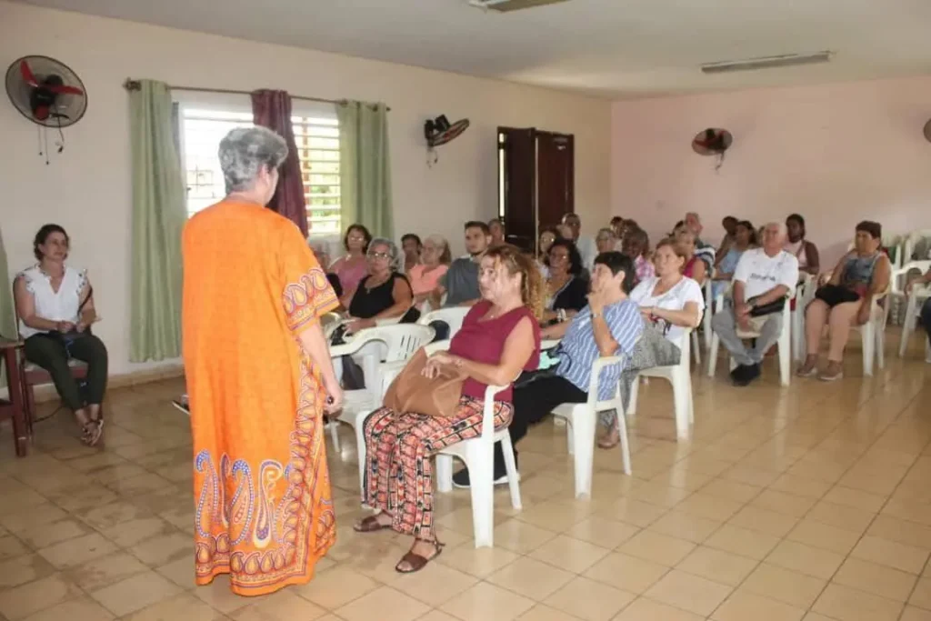 “Curar si es posible, cuidar, siempre” 6 Curar si es posible cuidar siempre 1