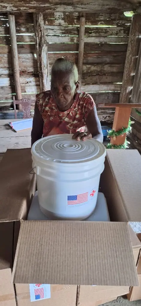 "Nuevo envío humanitario se distribuye en comunidades de la diócesis de Guantánamo-Baracoa" 18 Nuevo envio humanitario Guantanamo 18