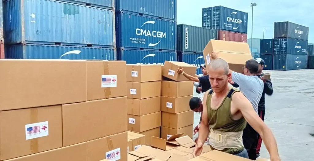 "Nuevo envío humanitario se distribuye en comunidades de la diócesis de Guantánamo-Baracoa" 6 Nuevo envio humanitario Guantanamo 5