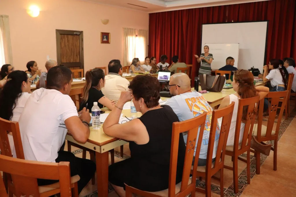 Encuentro Nacional de Comunicacion y del Programa de Personas Mayores 3