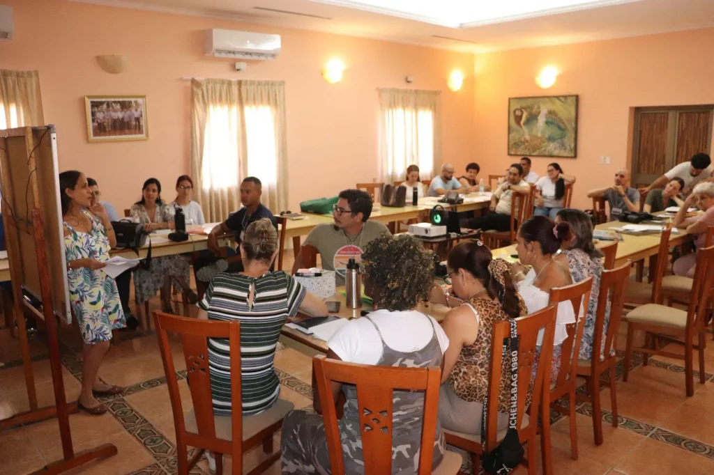 Encuentro Nacional de Comunicacion y del Programa de Personas Mayores 4