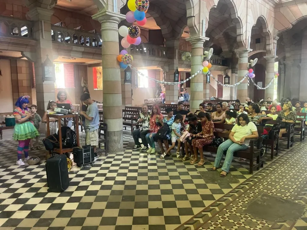 Alegría, juegos y comunidad: El festival de verano que hace sonreír a GDH y Aprendiendo a Crecer. 9 Festival de verano5