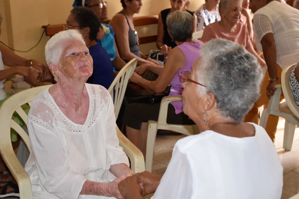 Jornada Mundial de Abuelos y Mayores “Yo no te olvidaré”: Manos que unen generaciones 5 Jornada M Ay B 2