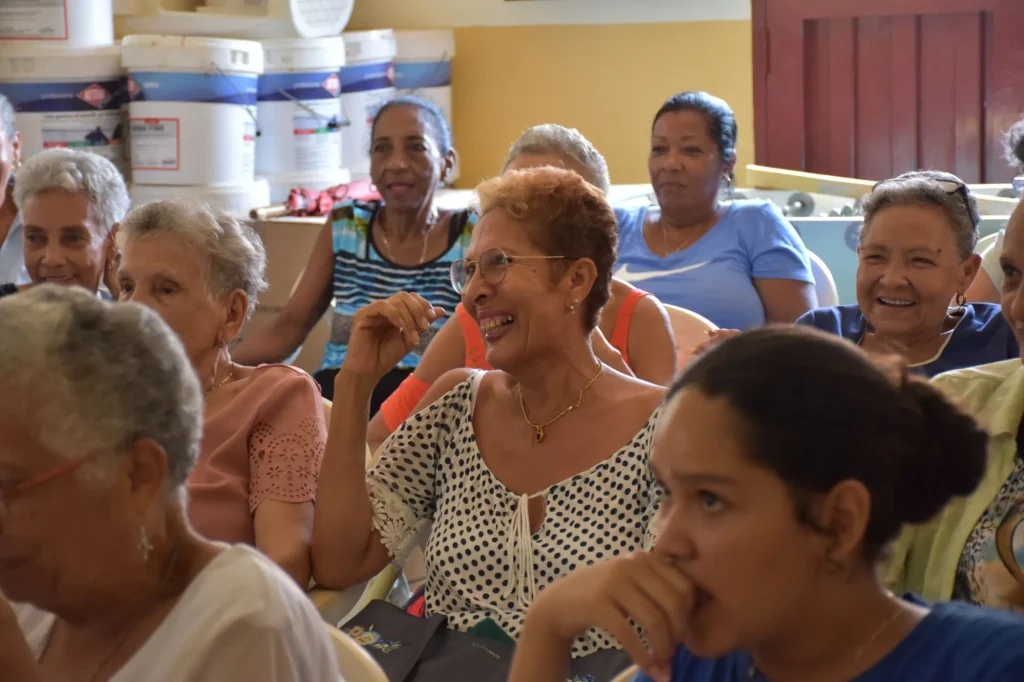 Jornada Mundial de Abuelos y Mayores “Yo no te olvidaré”: Manos que unen generaciones 16 Jornada M Ay B 20