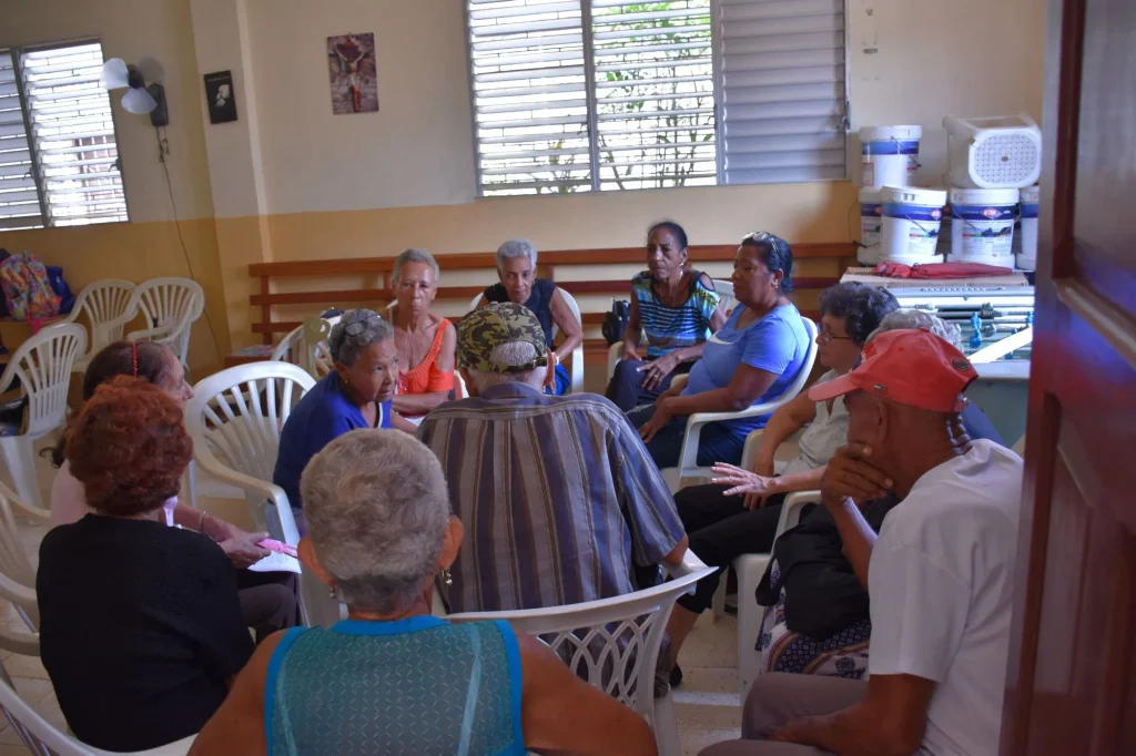 Jornada Mundial de Abuelos y Mayores “Yo no te olvidaré”: Manos que unen generaciones 18 Jornada M Ay B 22