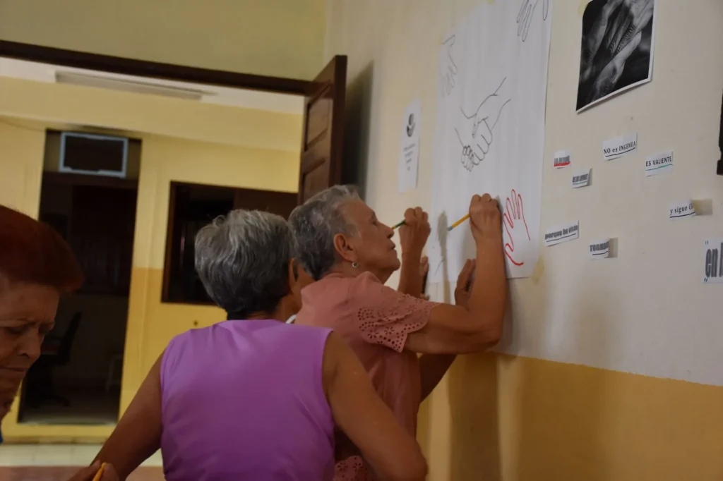 Jornada Mundial de Abuelos y Mayores “Yo no te olvidaré”: Manos que unen generaciones 7 Jornada M Ay B 9