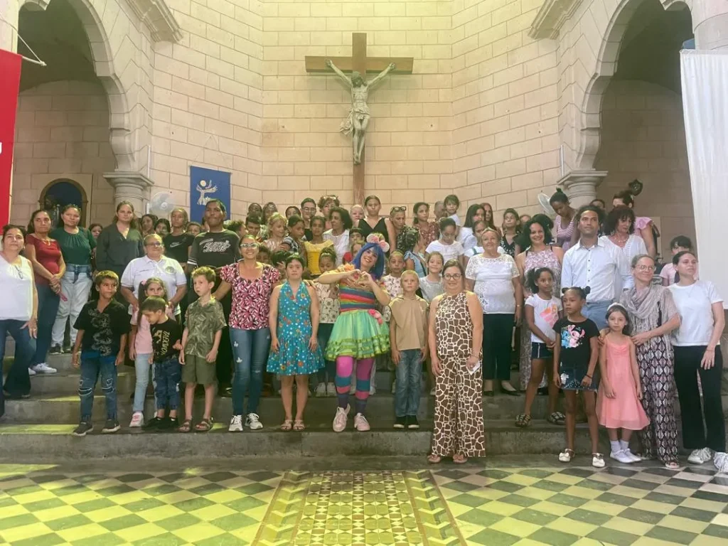 Alegría, juegos y comunidad: El festival de verano que hace sonreír a GDH y Aprendiendo a Crecer. 1 Verano en Holguin 1