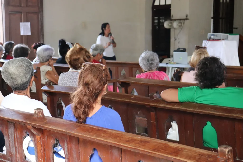 Preparan a voluntarios 1.JPG 11zon