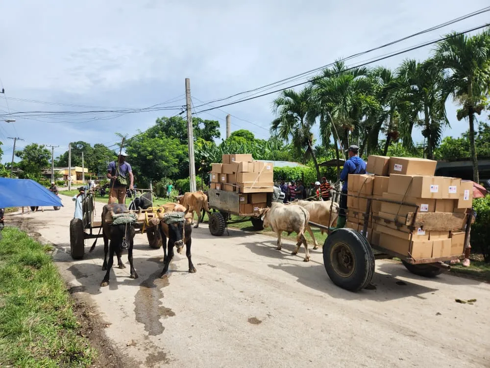 El milagro de la ayuda compartida 2 Entrega de donativos en Costa Rica 4 2 11zon