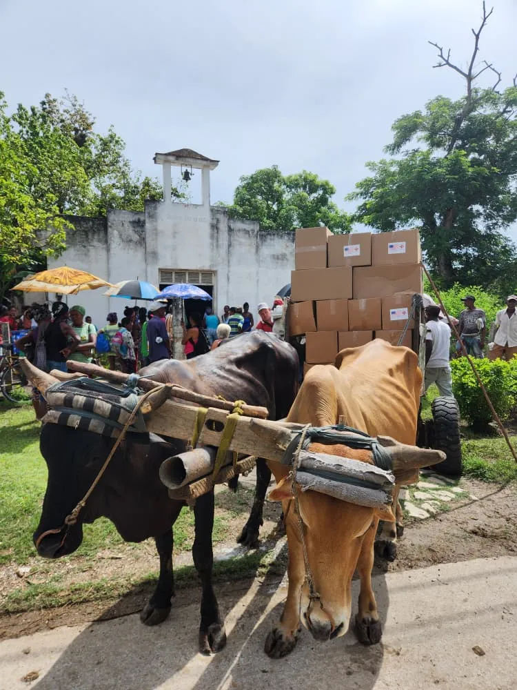 El milagro de la ayuda compartida 10 Entrega de donativos en Costa Rica 3 11zon