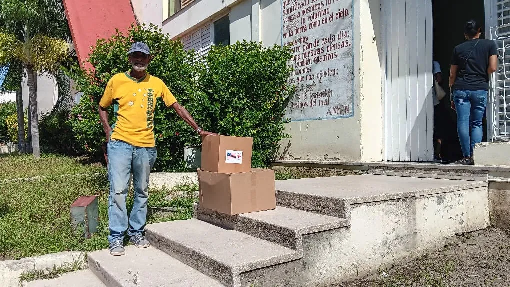 El milagro de la ayuda compartida 7 Entrega de donativos en parroquia La Milagrosa 3 3 11zon