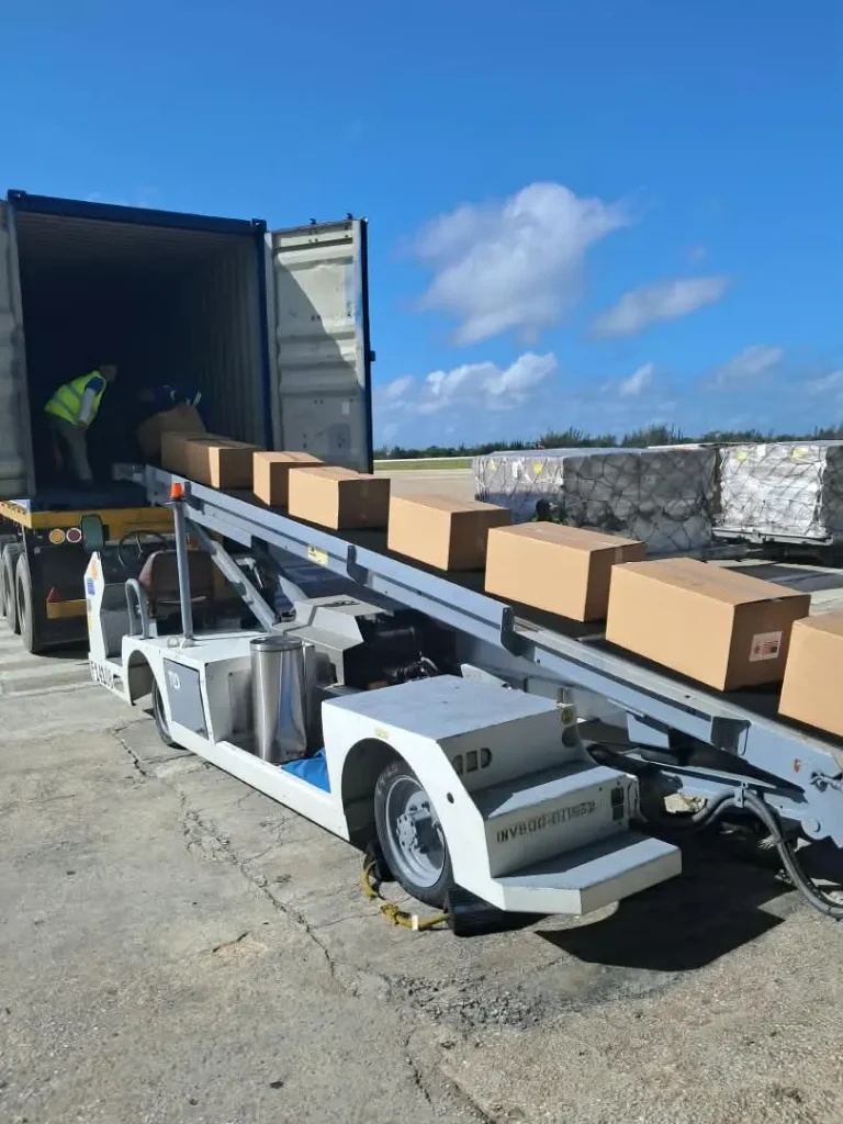 LLEGA A SANTA CLARA ENVIO DE AYUDA HUMANITARIA 4