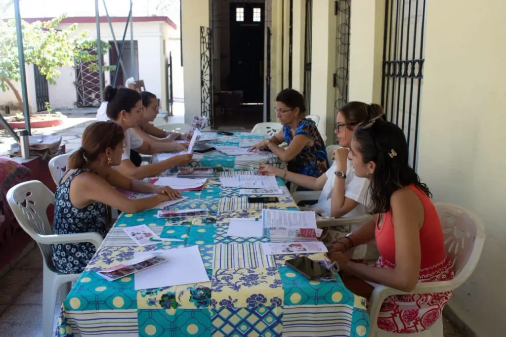 Programa Aprendiendo a crecer Aac 4