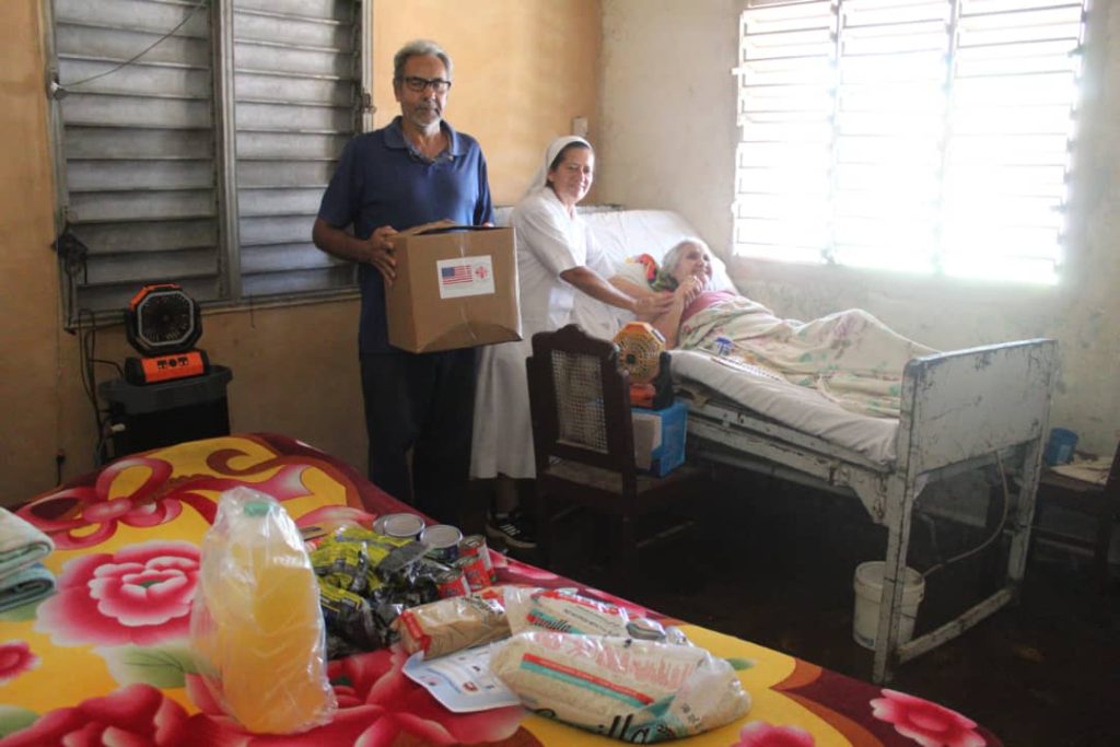 Unión de Reyes y el amor que germina junto a la ayuda humanitaria 11 30227