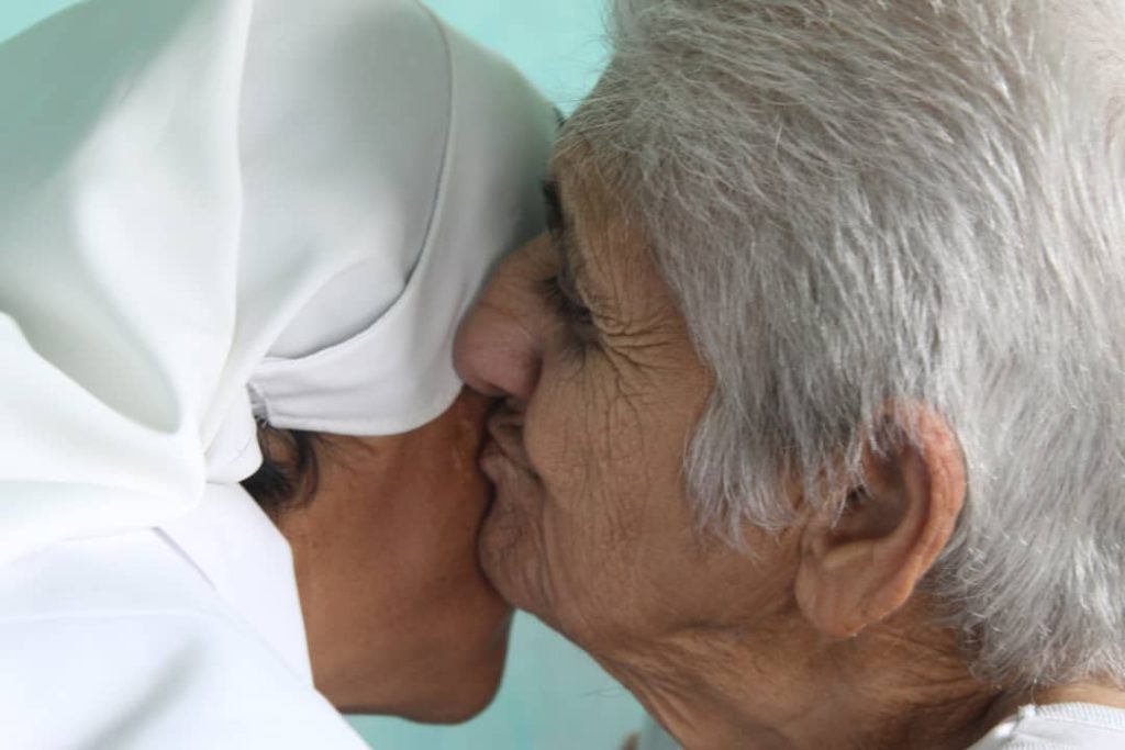 Unión de Reyes y el amor que germina junto a la ayuda humanitaria 13 30230