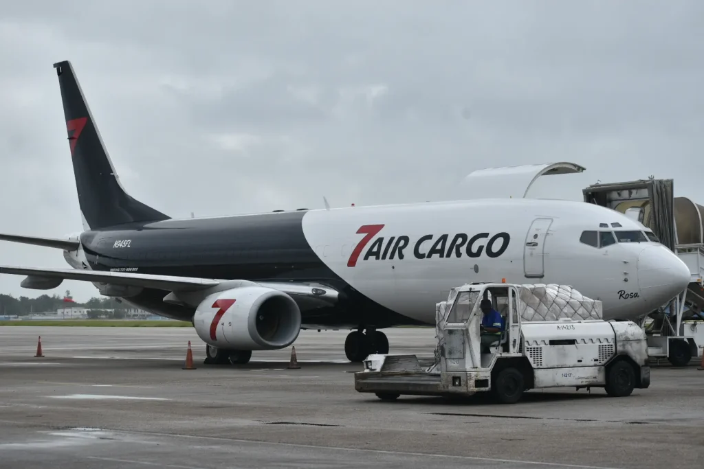 Recibe Diocesis de Pinar del Rio segundo vuelo con ayuda humanitaria desde EU 6