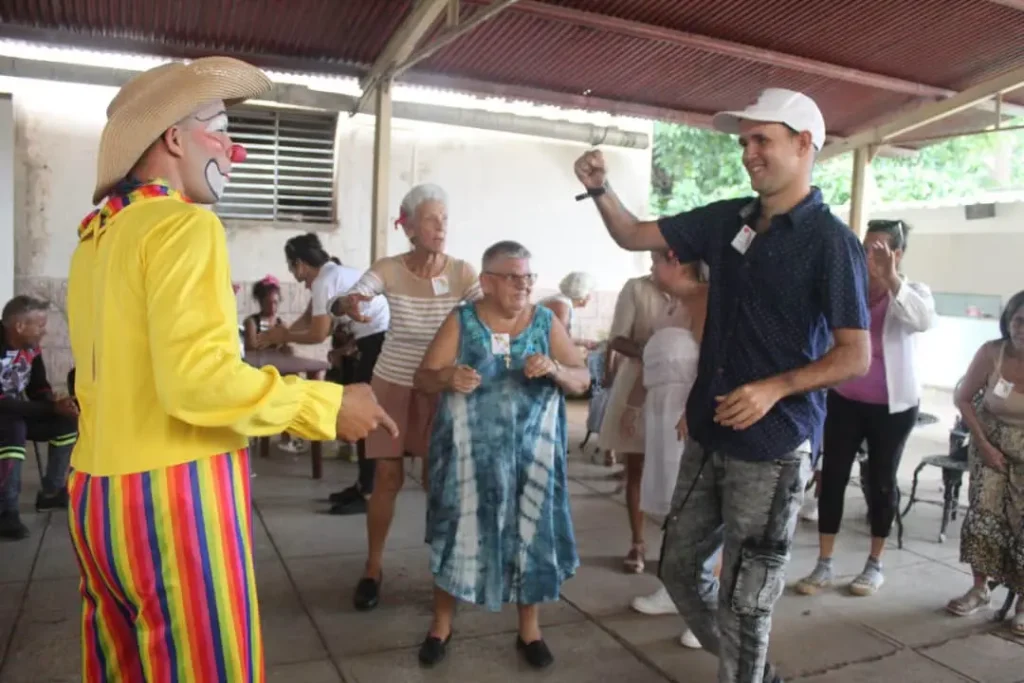 programa Aprendiendo a Crecer en Limonar 11